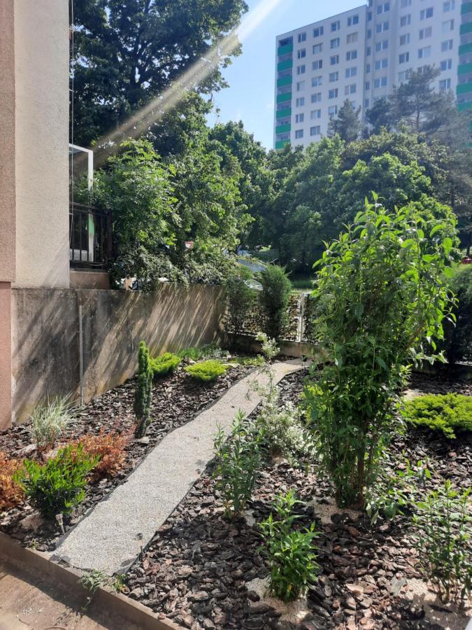 Apartment Klimka With Balcony, Free Wifi And Free Parking บราติสลาวา ภายนอก รูปภาพ