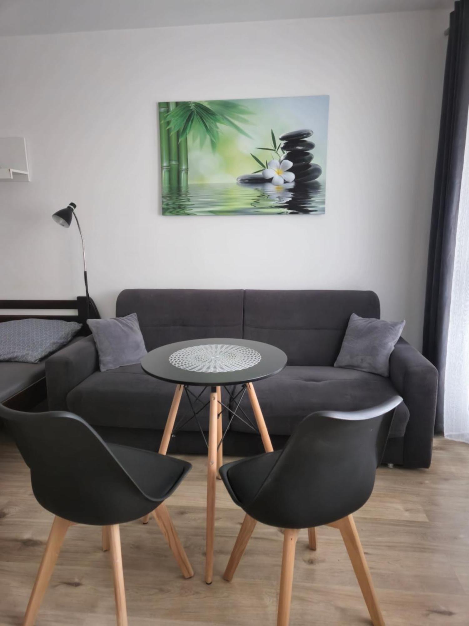 Apartment Klimka With Balcony, Free Wifi And Free Parking บราติสลาวา ภายนอก รูปภาพ