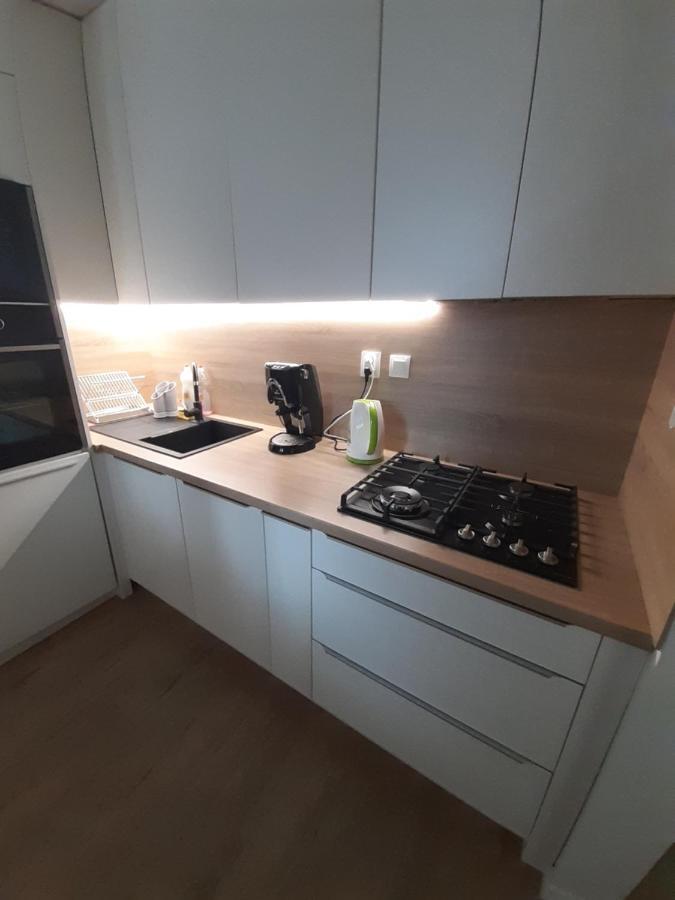 Apartment Klimka With Balcony, Free Wifi And Free Parking บราติสลาวา ภายนอก รูปภาพ