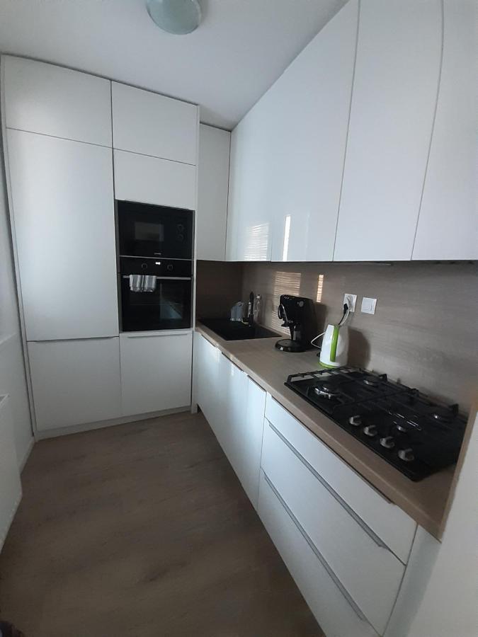 Apartment Klimka With Balcony, Free Wifi And Free Parking บราติสลาวา ภายนอก รูปภาพ